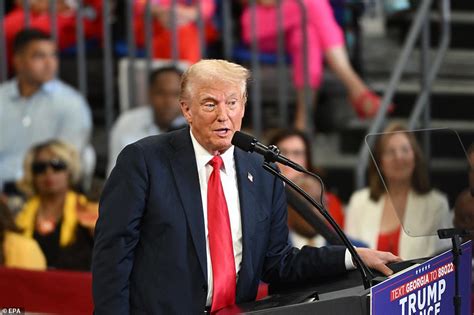 Trump asks federal court to intervene in hush money case .